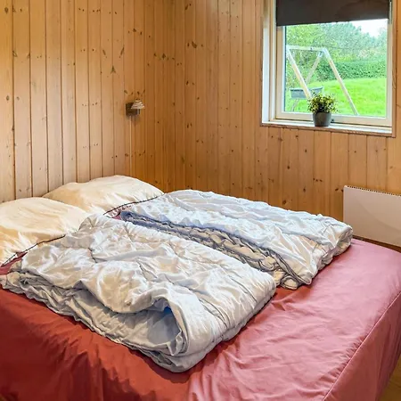 3 Bedroom Stunning In Hovborg